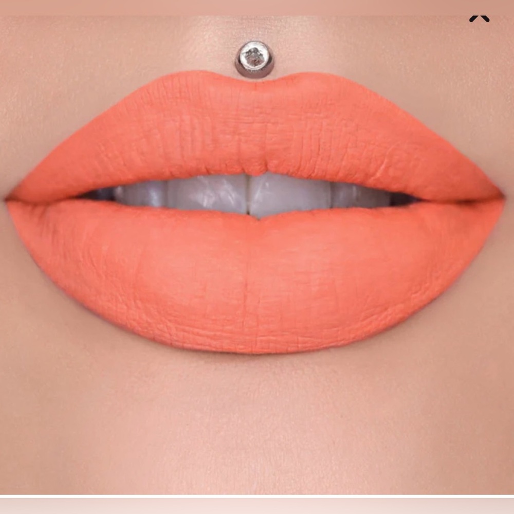 Jeffree Star Velour Liquid Lipstick in Circus Peanut Shade ~ NIB